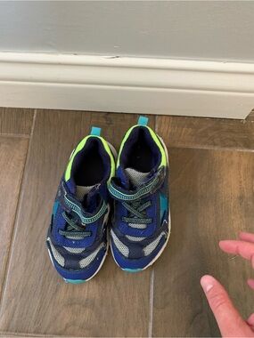 Stride Rite Kids Shoes Size 9